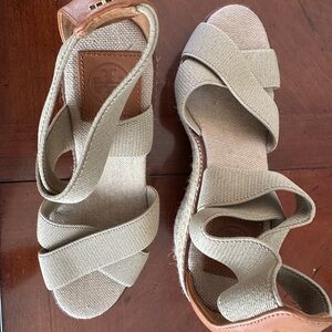 Women's Beige Sandals